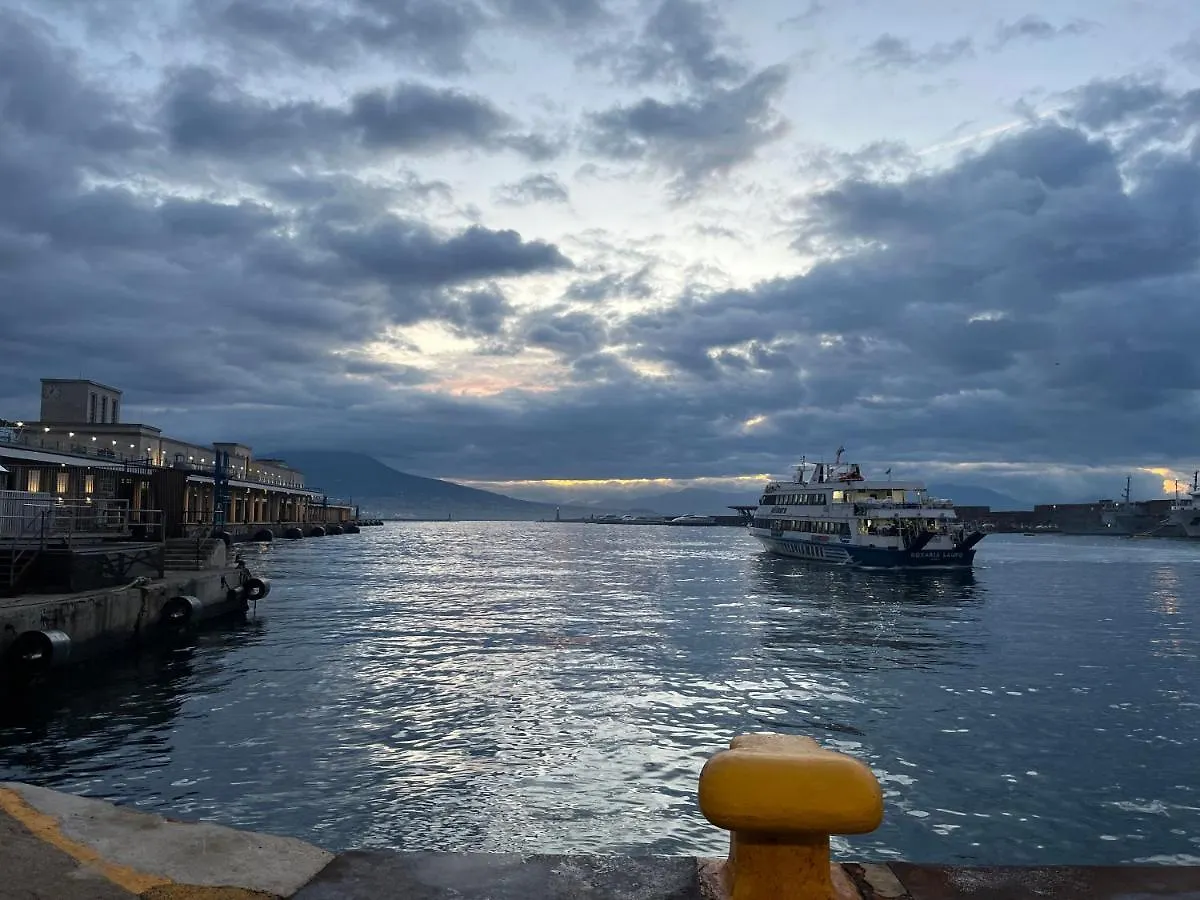 Appartamento Holiday Home Un Posto Solare Napoli Italia