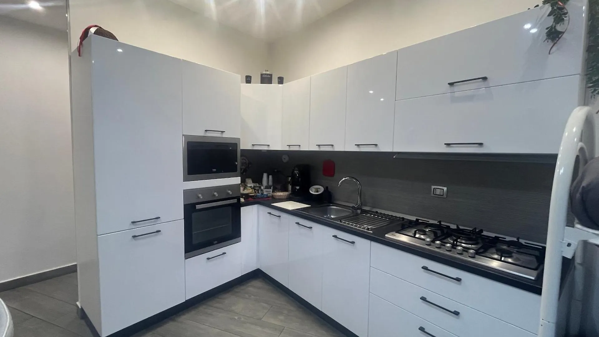 Apartment Holiday Home Un Posto Solare Naples